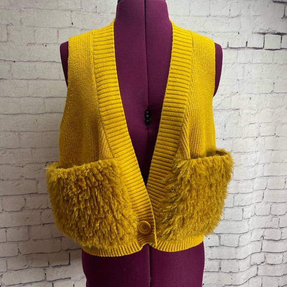 Anthropologie Jackets & Blazers - Anthropologie Mustard Yellow Fuzzy Pocket Knit Vest